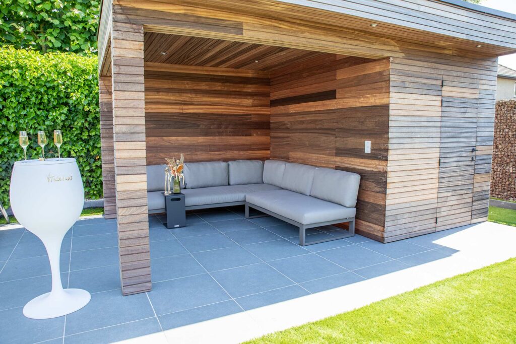 Tuin Luxe Zwembad met plage